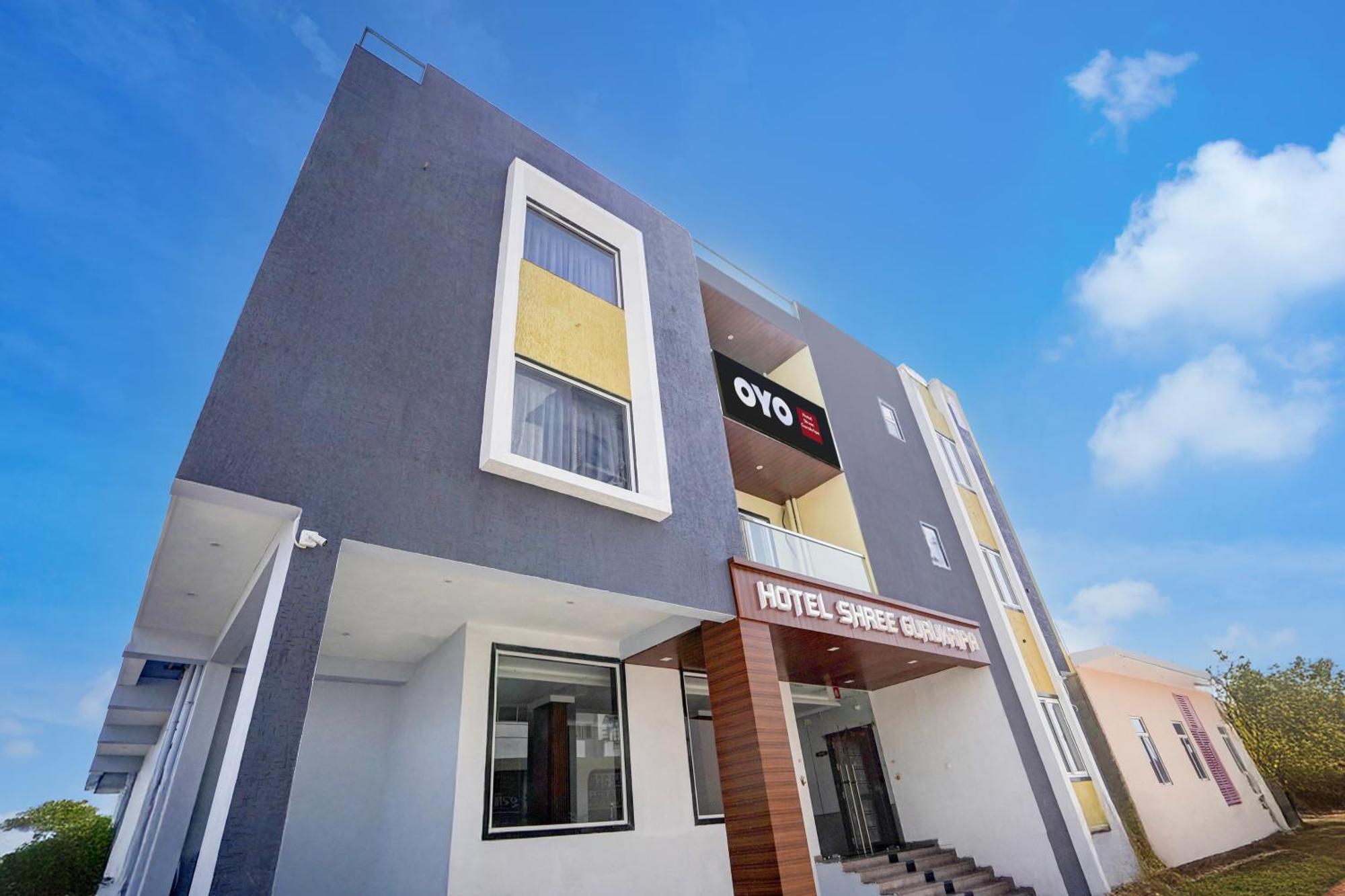 Khātu Hotel O Shree Gurukripa מראה חיצוני תמונה